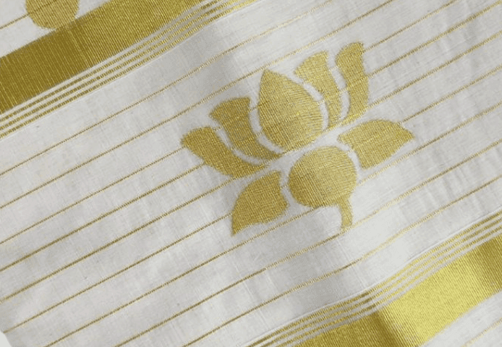 12 Kasavu Saree.png